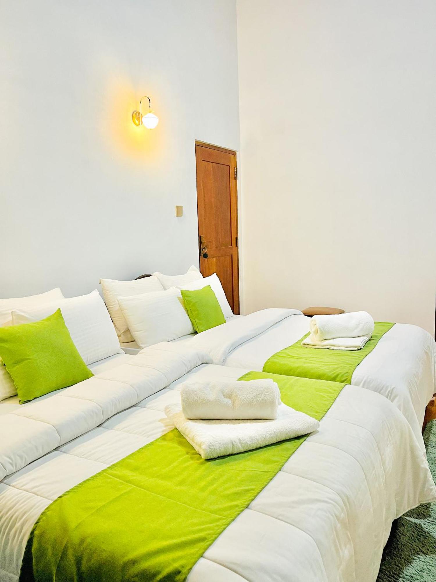 Star Holiday Home نوفارا إيلِيا المظهر الخارجي الصورة